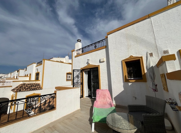 Resale - Villa - Los Montesinos - entre naranjos