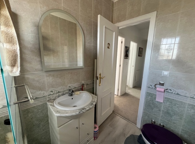 Resale - Villa - Los Montesinos - entre naranjos