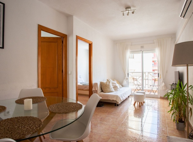 Resale - Apartment - Torrevieja - Beachside Torrevieja