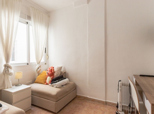 Resale - Apartment - Torrevieja - Beachside Torrevieja