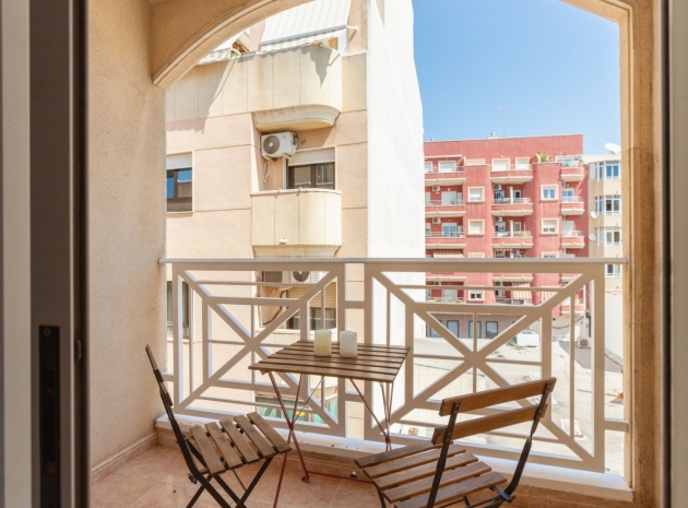 Resale - Apartment - Torrevieja - Beachside Torrevieja