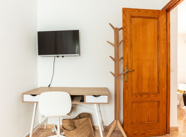 Resale - Apartment - Torrevieja - Beachside Torrevieja