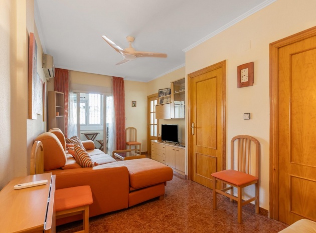 Resale - Apartment - Torrevieja - Beachside Torrevieja