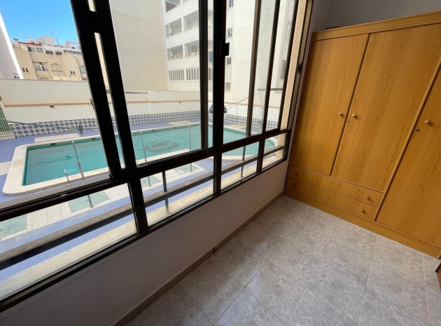 Revente - Appartement - Torrevieja - Beachside Torrevieja