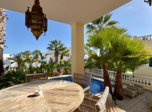 Wiederverkauf - Villa - Villamartin - Los Dolses