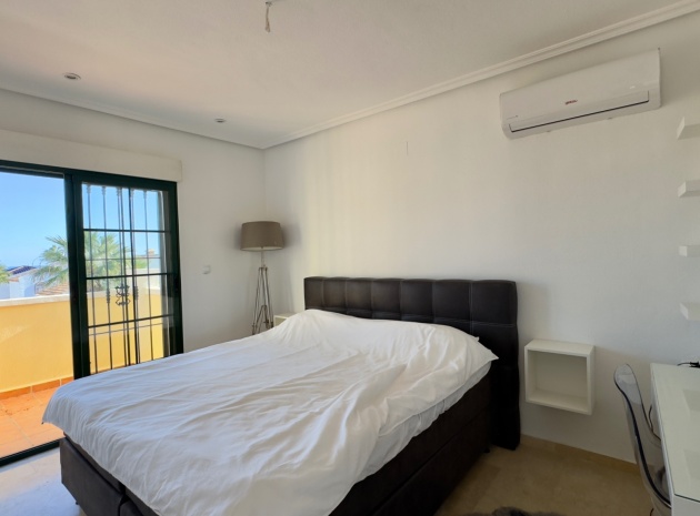 Wiederverkauf - Villa - Villamartin - Los Dolses