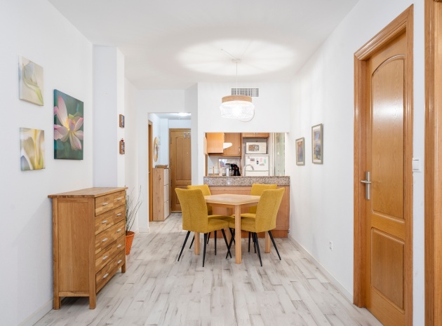 Resale - Apartment - Torrevieja - Beachside Torrevieja