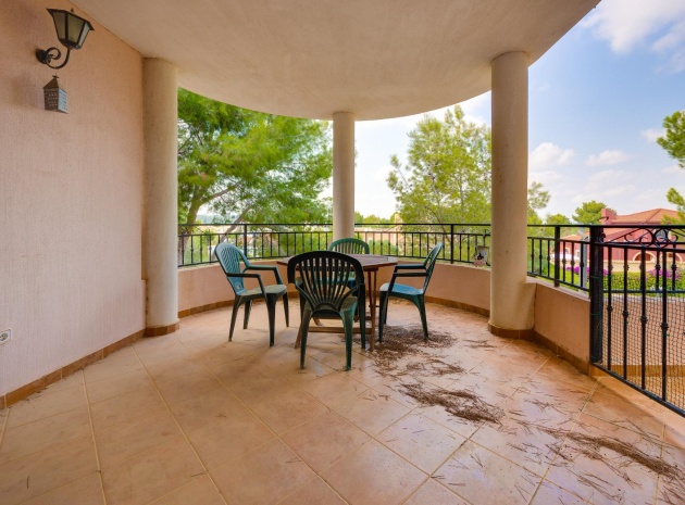 Resale - Villa - San Miguel de Salinas - las comunicaciones