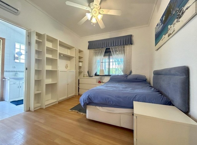 Wiederverkauf - Villa - Cabo Roig - beachside cabo roig