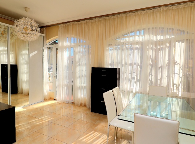 Wiederverkauf - Stadthaus - Punta Prima