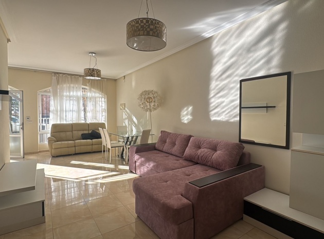 Wiederverkauf - Stadthaus - Punta Prima