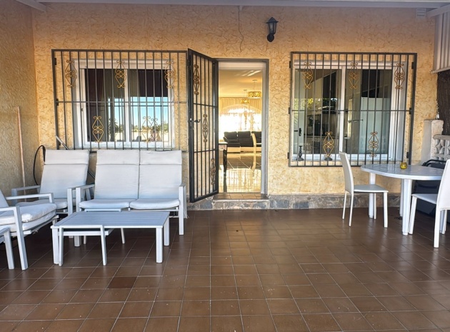 Wiederverkauf - Stadthaus - Punta Prima