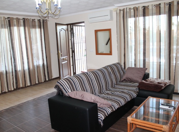 Resale - Townhouse - Punta Prima