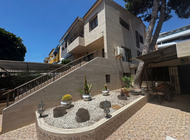 Resale - Townhouse - Punta Prima