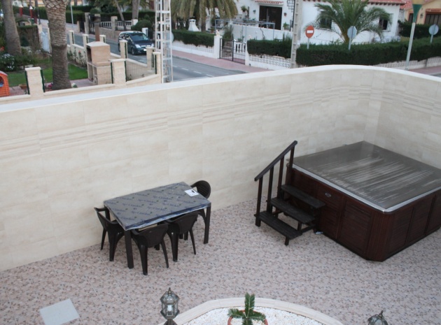Resale - Townhouse - Punta Prima