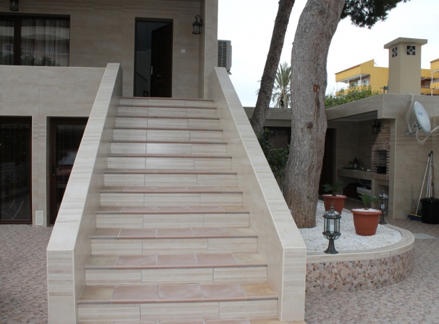 Resale - Townhouse - Punta Prima