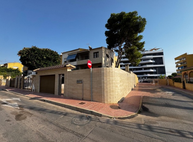 Resale - Townhouse - Punta Prima