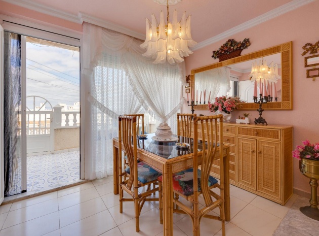 Resale - Apartment - Torrevieja - La Mata