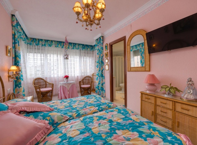 Resale - Apartment - Torrevieja - La Mata