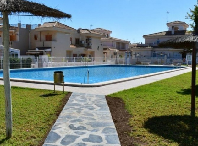 Resale - Townhouse - Orihuela Costa - Playa Flamenca