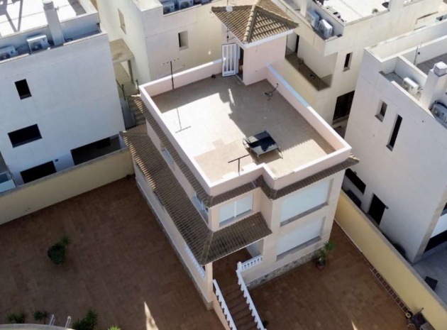 Återförsäljning - Villa - Orihuela - Villamartin