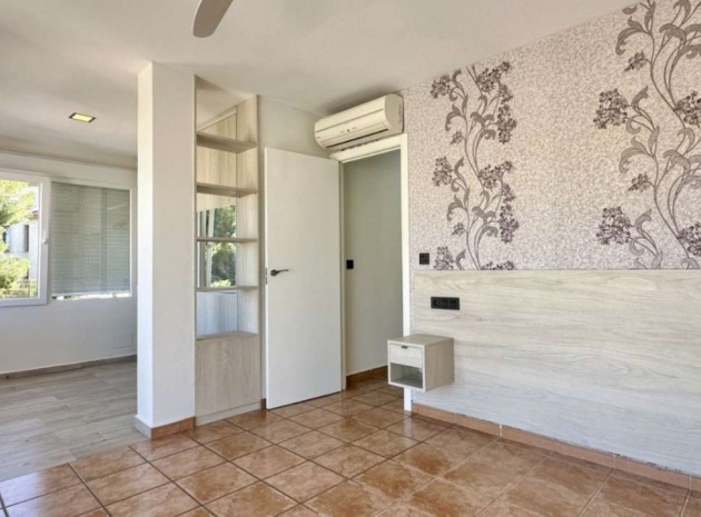 Återförsäljning - Villa - Orihuela - Villamartin