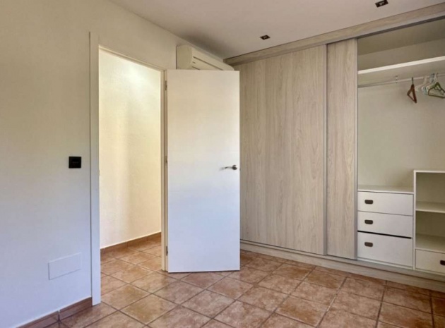 Återförsäljning - Villa - Orihuela - Villamartin