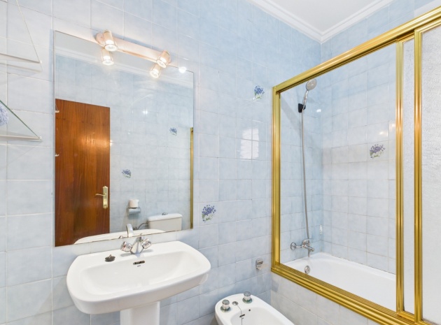 Resale - Townhouse - Los Alcazares