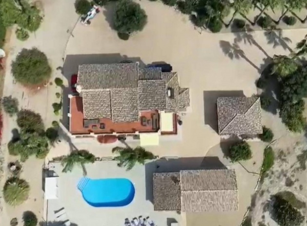 Resale - Villa - Orihuela