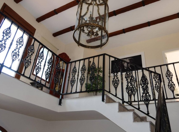 Resale - Villa - Orihuela