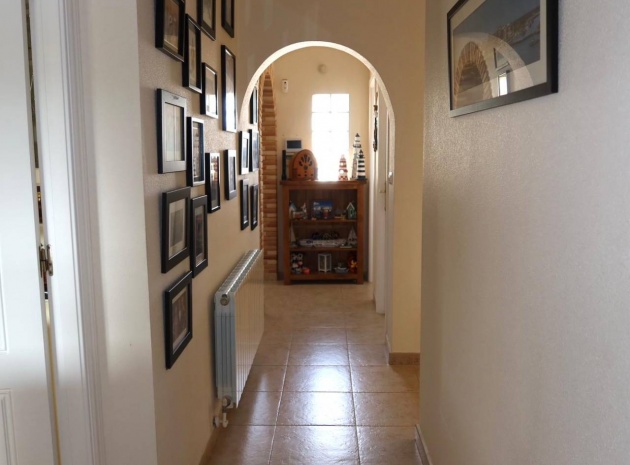 Resale - Villa - Orihuela