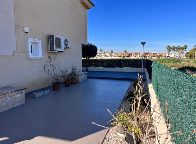 Resale - Apartment - Guardamar del Segura - El Raso