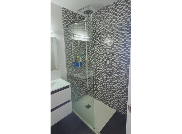 Återförsäljning - Lägenhet - Alicante