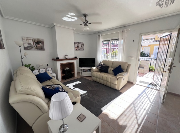 Resale - Villa - Los Montesinos - Entre Naranjos