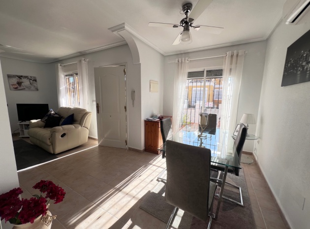 Resale - Villa - Los Montesinos - Entre Naranjos