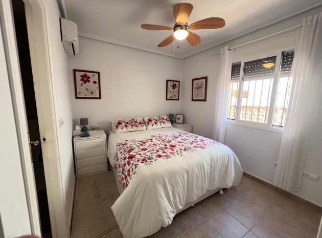 Resale - Villa - Los Montesinos - Entre Naranjos