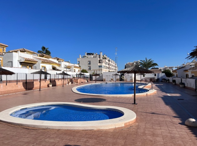 Resale - Villa - Los Montesinos - Entre Naranjos