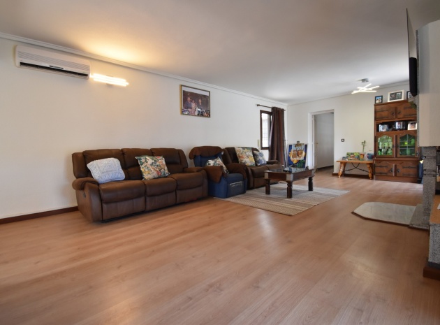 Resale - Villa - Villamartin - Los Dolses