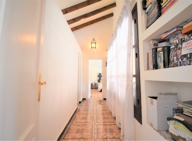 Resale - Villa - Villamartin - Los Dolses