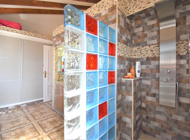 Resale - Villa - Villamartin - Los Dolses