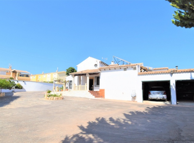 Resale - Villa - Villamartin - Los Dolses