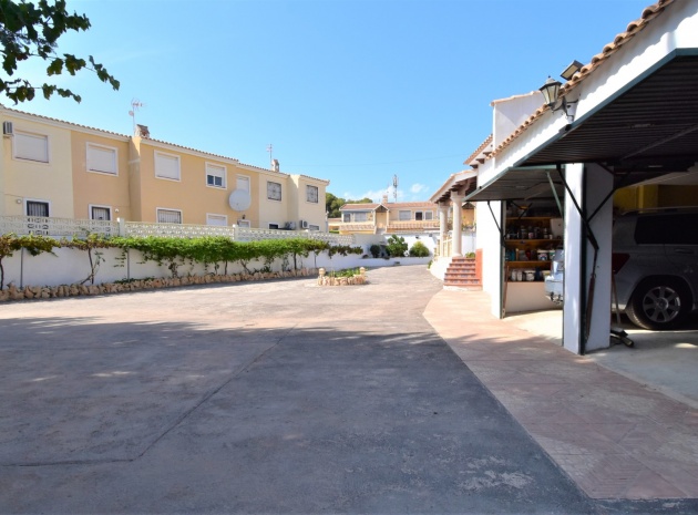 Resale - Villa - Villamartin - Los Dolses
