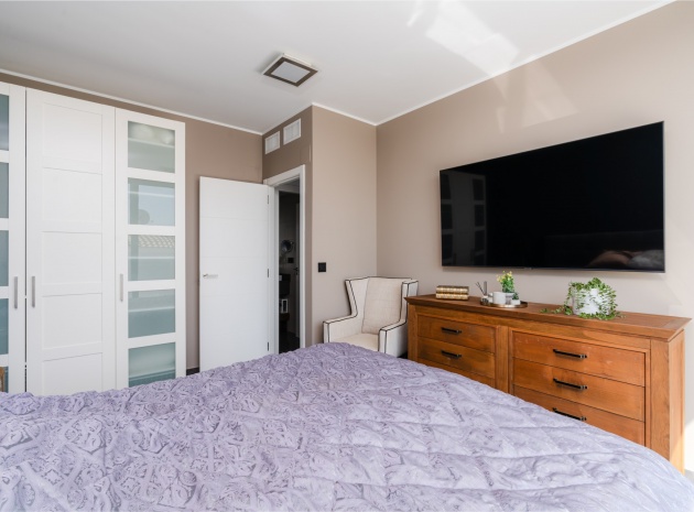 Återförsäljning - Villa - San Fulgencio - La Marina