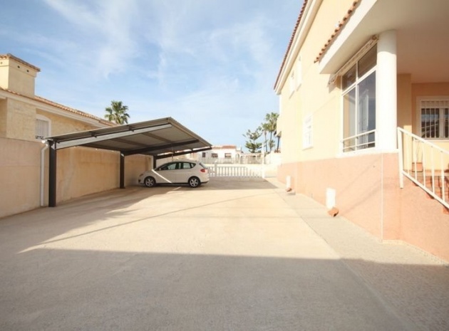 Revente - Villa - Torrevieja - Aguas Nuevas