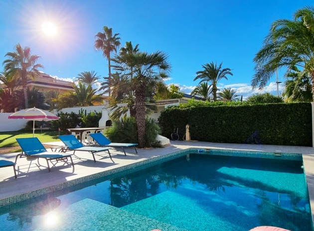 Revente - Villa - Playa Flamenca - beachside playa flamenca