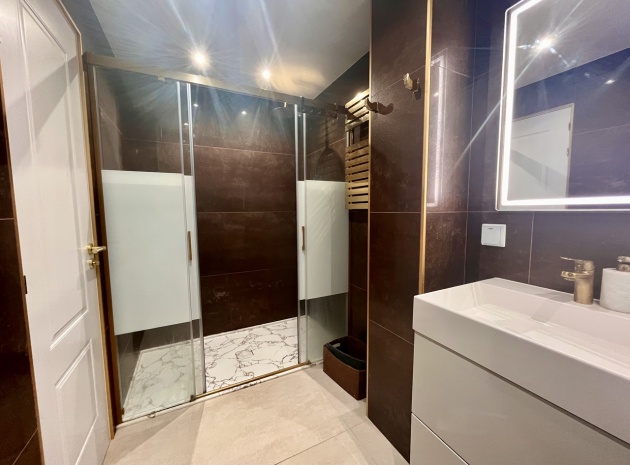 Wederverkoop - Appartement - Torrevieja - Beachside Torrevieja