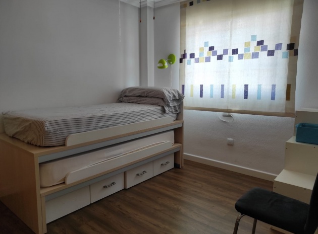 Resale - Apartment - Mil Palmeras