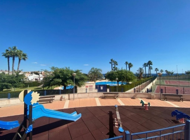 Resale - Apartment - Mil Palmeras