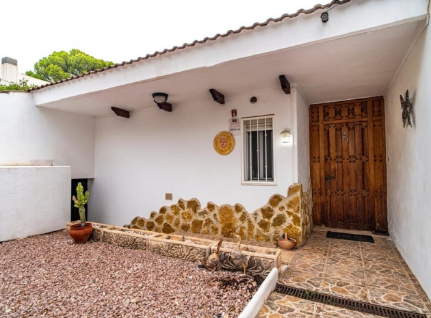 Wiederverkauf - Villa - Villamartin