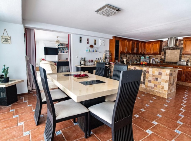 Wiederverkauf - Villa - Villamartin